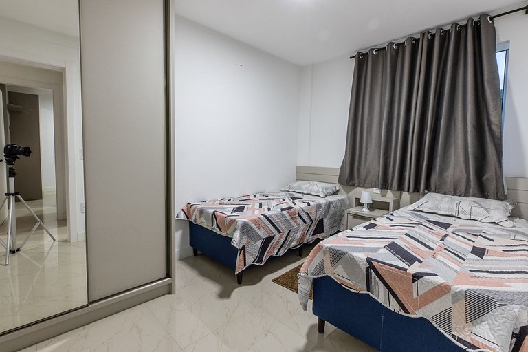 E305 - Apartamento con Gimnasio y Parrilla