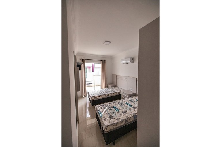 E402 Cobertura 2 Garagens + Piscina VillageEcoPark