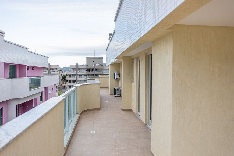 E402 - Penthouse with Two Parking Spaces