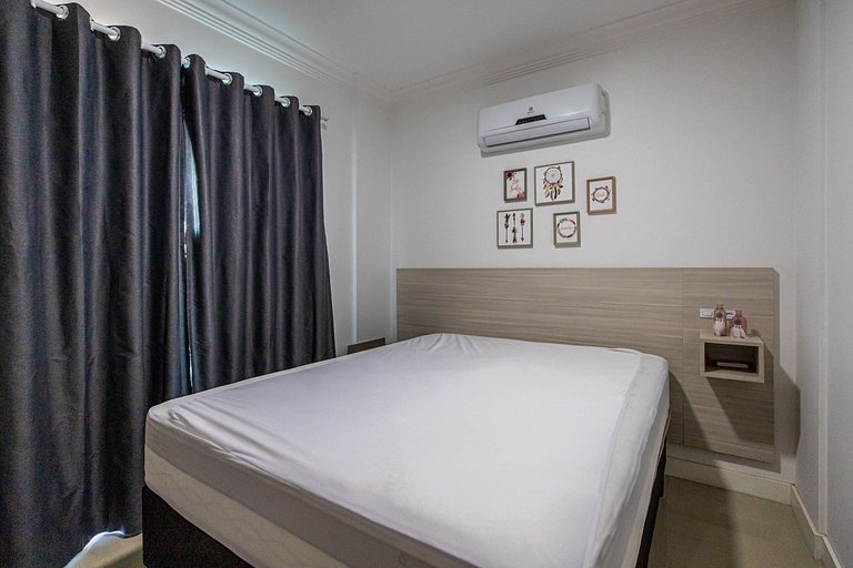 Apto Familiar com Churrasqueira em Bombas A102