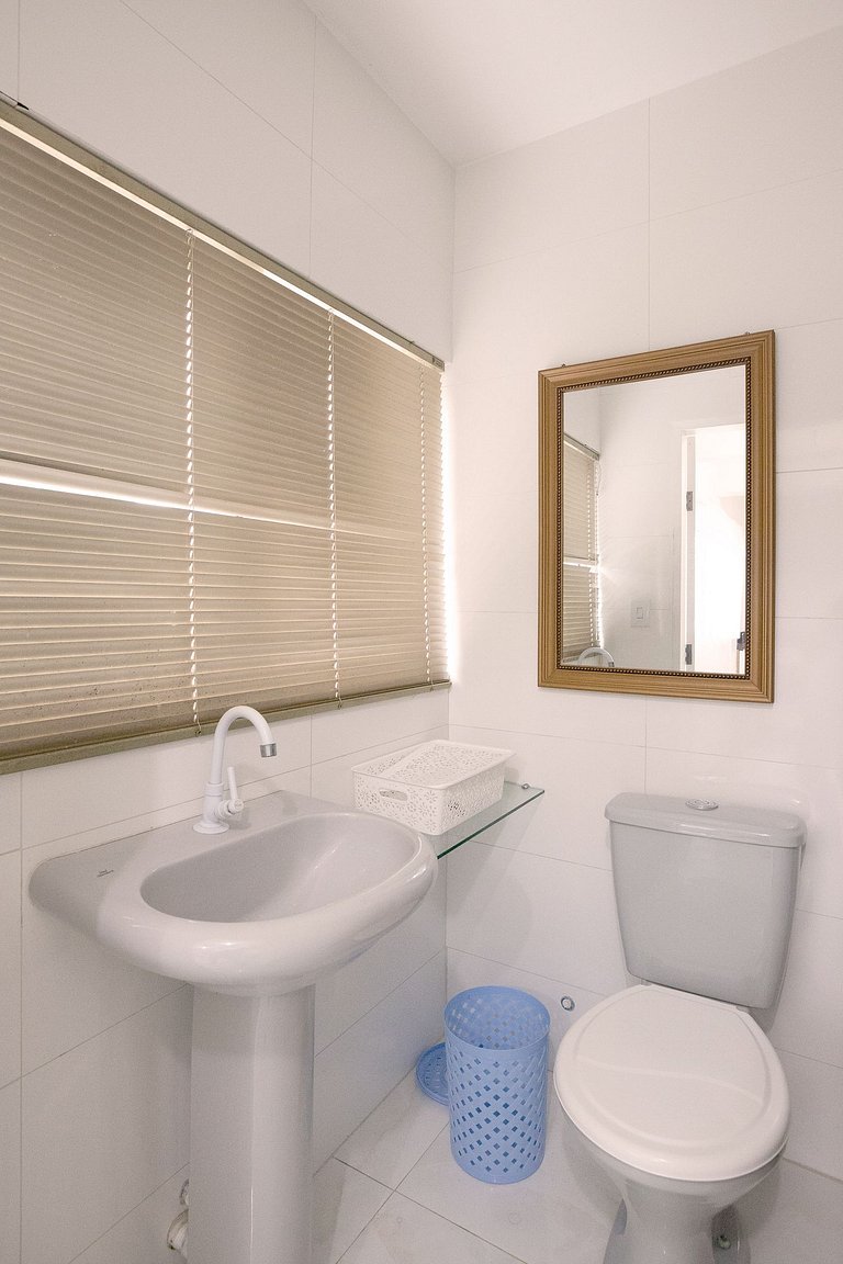 Blackout suite • sleeps 5