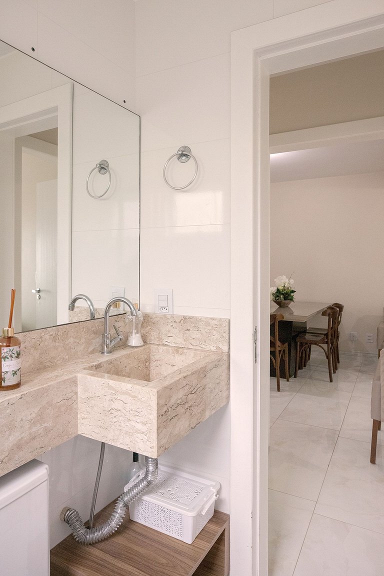 Blackout suite • sleeps 5