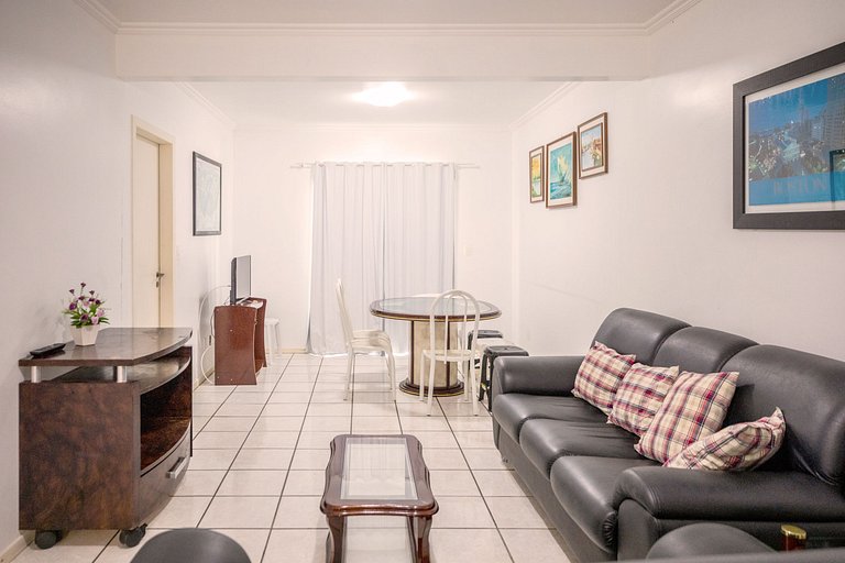 Varanda vista mar - 80m da praia - até 10 pessoas