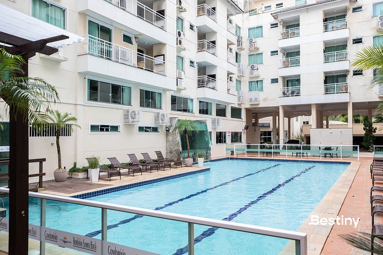 Flat com Piscina Térmica no Bombinhas Summer Beach