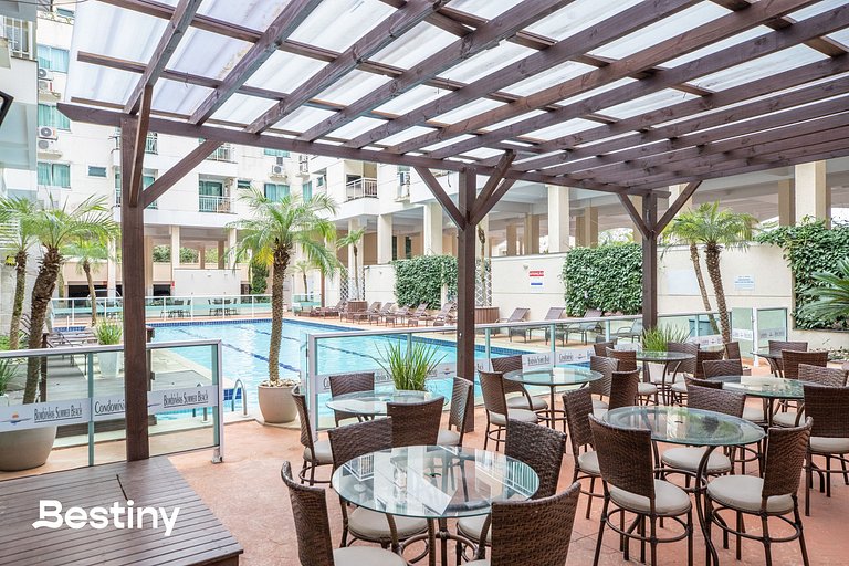 Flat com Piscina Térmica no Bombinhas Summer Beach