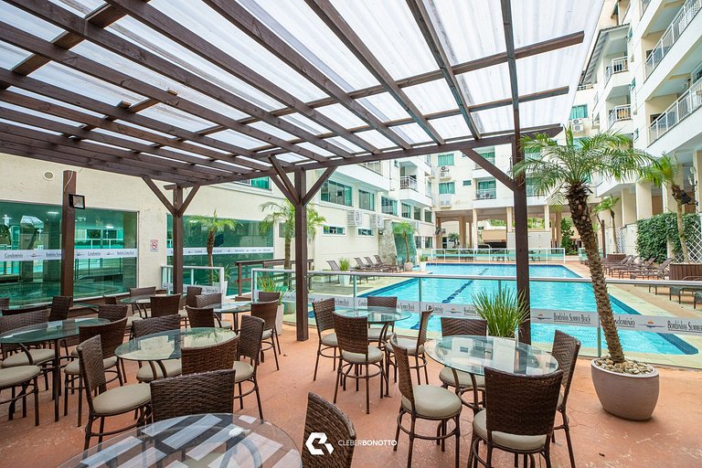 Flat com Piscina Térmica no Bombinhas Summer Beach
