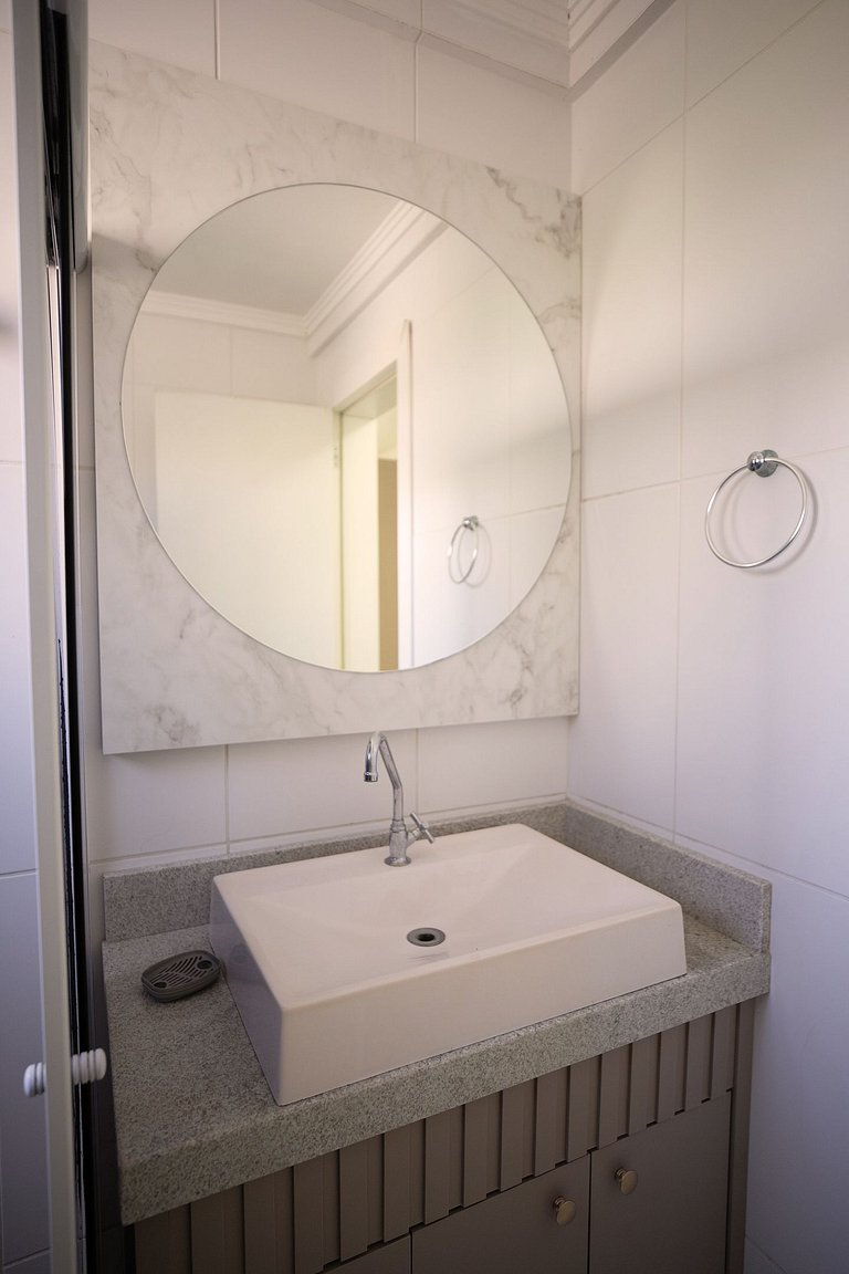 Vila Toscana 101B - 3 quartos no Canto de Bombas