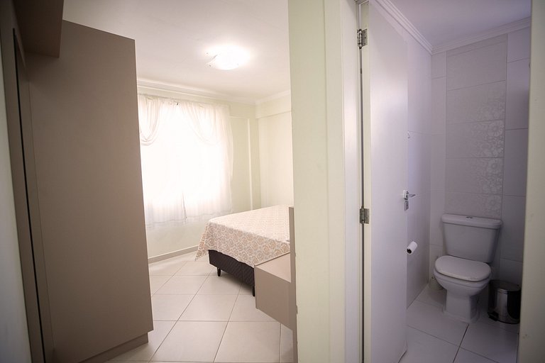 Vila Toscana 101B - 3 quartos no Canto de Bombas