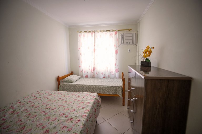 Vila Toscana 101B - 3 quartos no Canto de Bombas