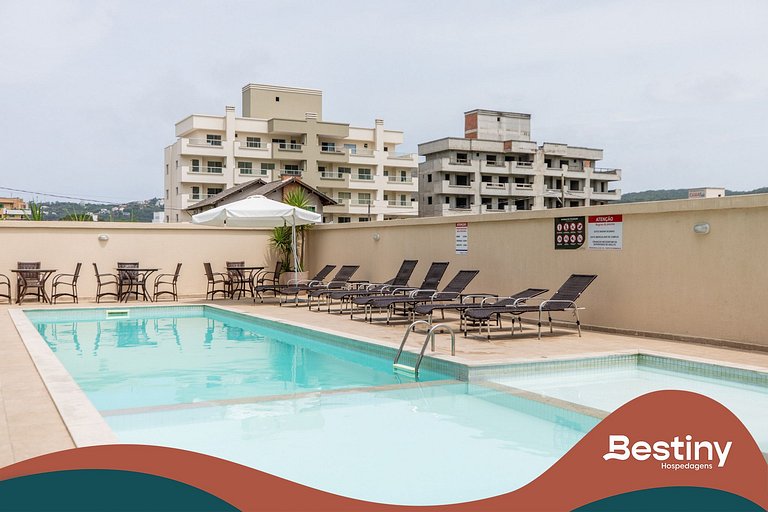 Complete Leisure: Pool and Barbecue - D305