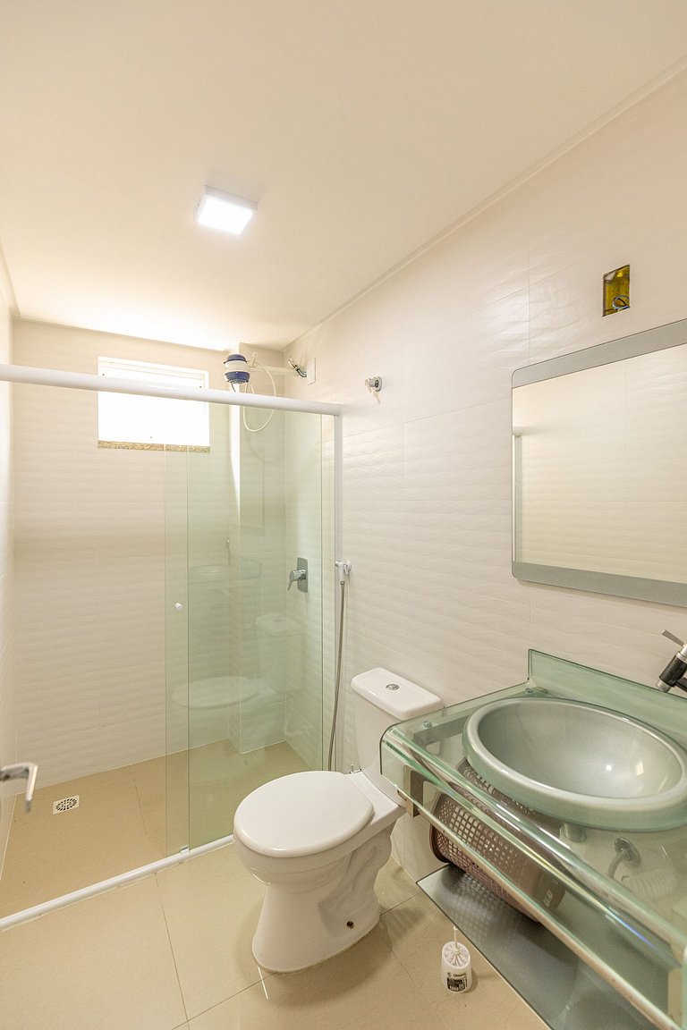 Piscina em Bombinhas - C101