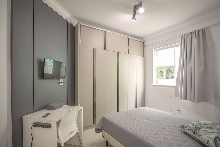 D101 - Apartment with Gym, Pool, and Barbecue