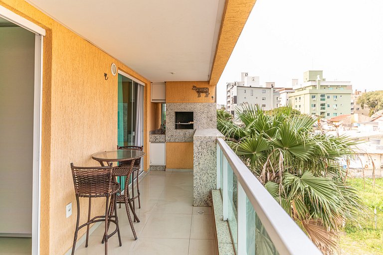 B302 - Complete Leisure: Pool and Barbecue