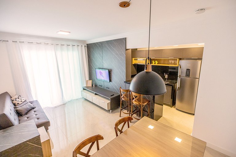 E303 - Apartment with Pool and Game Room