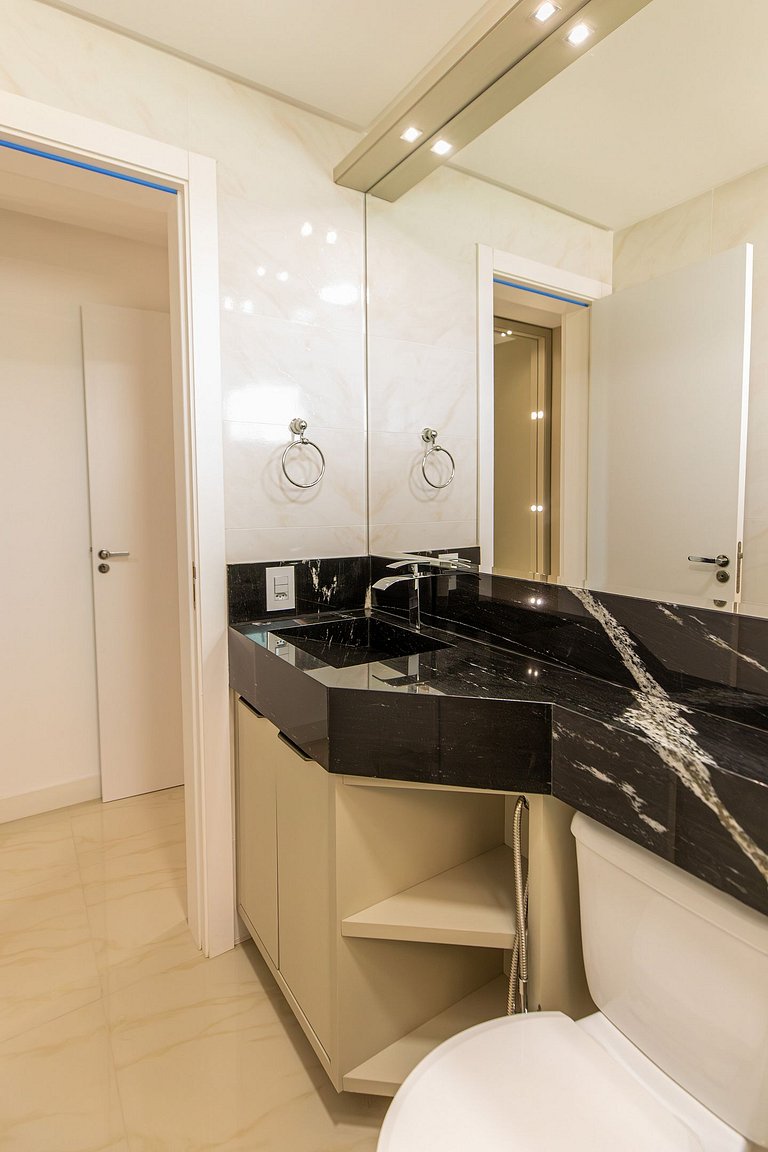 Cobertura +Jacuzzi Privada - VillageEcoPark 401B