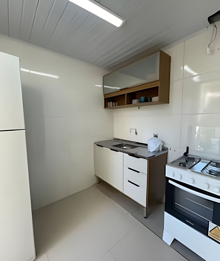 30m da Praia, 300m da Lagoinha e Sepultura!