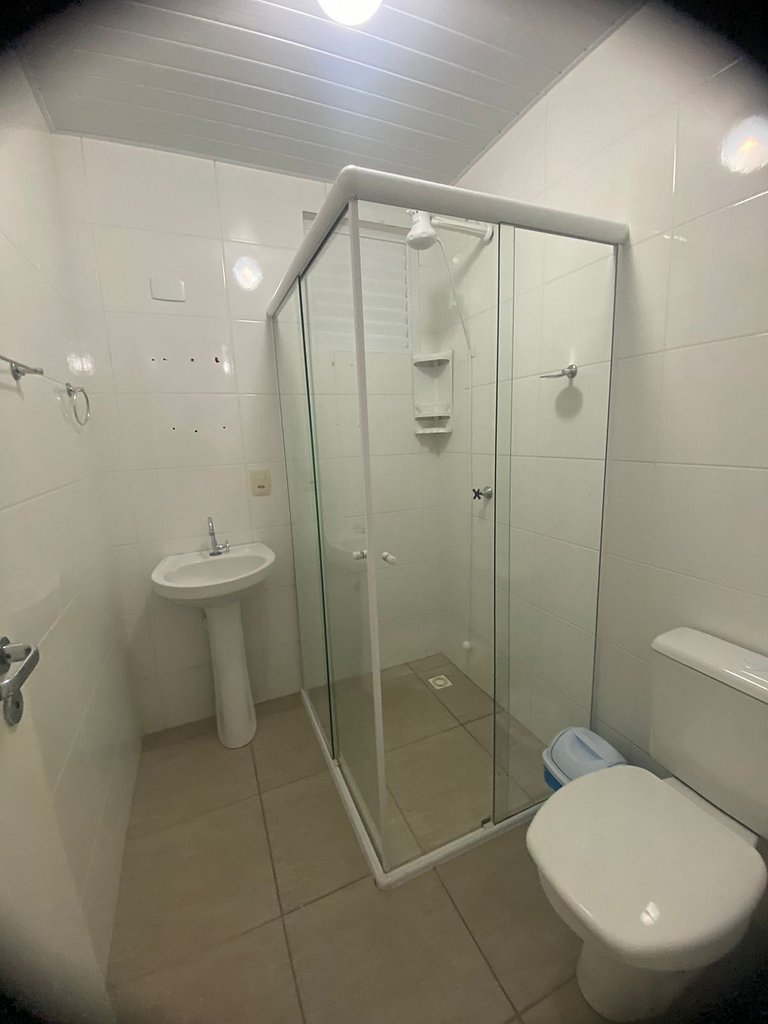 30m da Praia, 300m da Lagoinha e Sepultura!