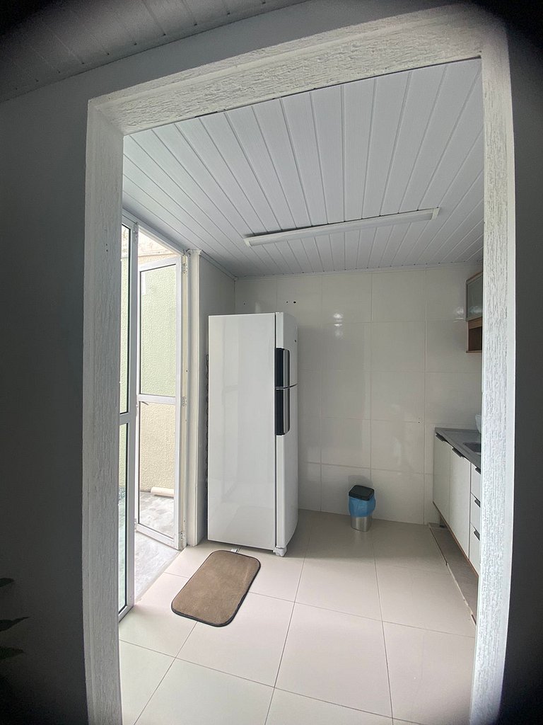 30m da Praia, 300m da Lagoinha e Sepultura!