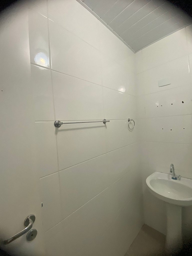 30m da Praia, 300m da Lagoinha e Sepultura!