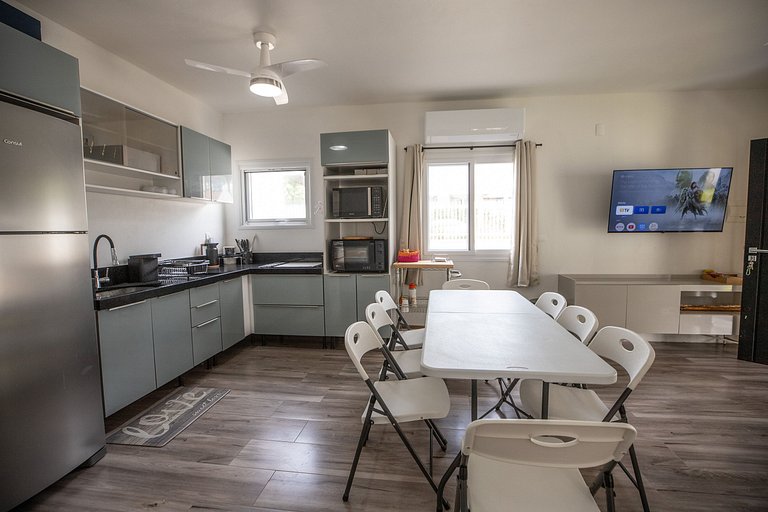 Casa família com brinquedoteca - pé na areia