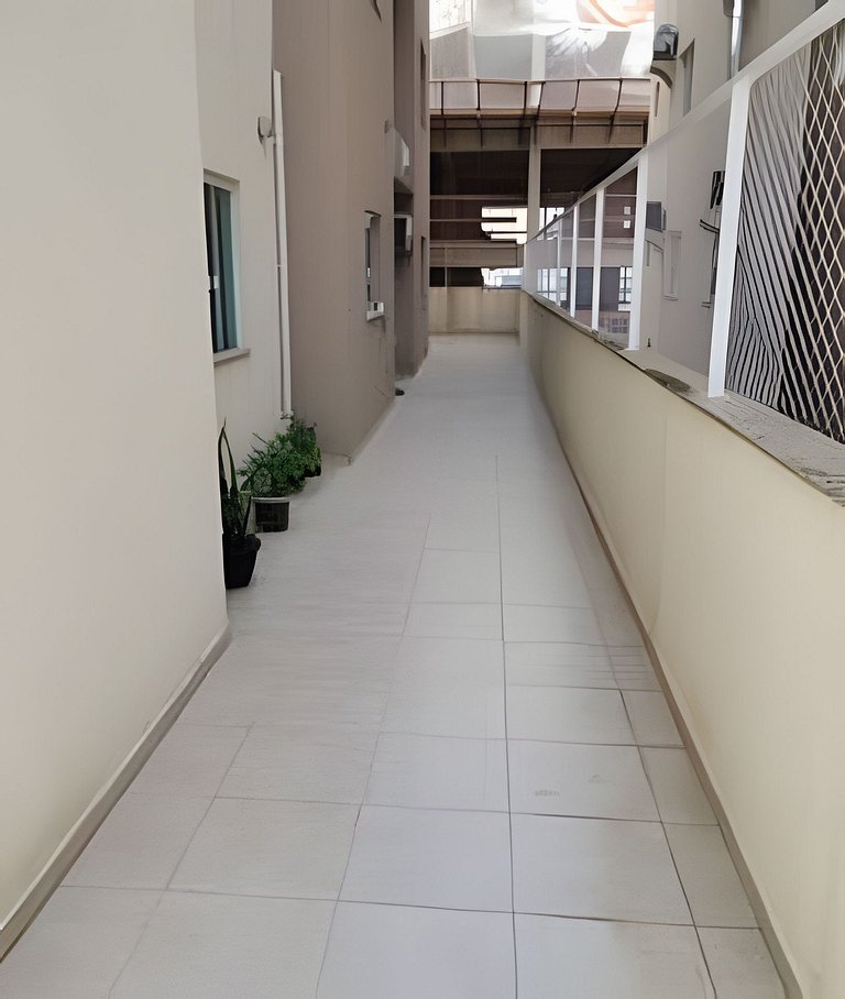 Refúgio em Meia Praia Itapema | Terraço e 2 Vagas