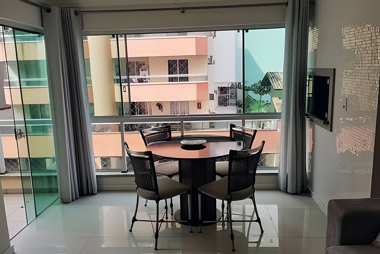 Refúgio em Meia Praia Itapema | Terraço e 2 Vagas