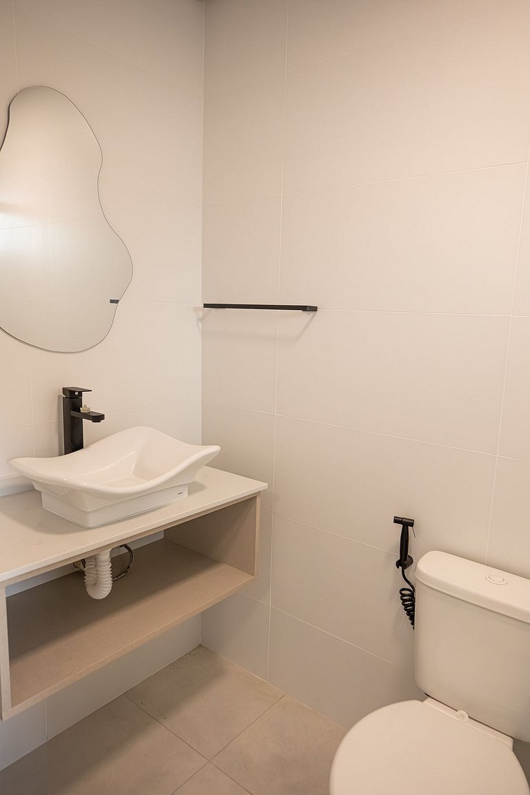 Suites + balcón con parrilla en Bombas