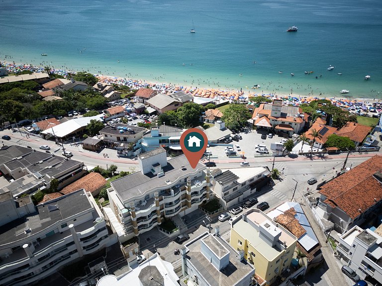 30m da Praia, 300m da Lagoinha e Sepultura!