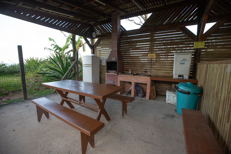 Pé na areia em Balneário Camburiu