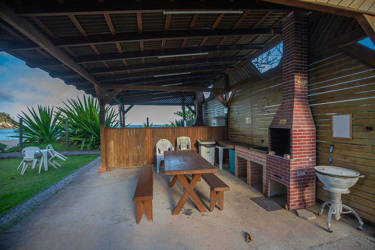 Pé na areia em Balneário Camburiu