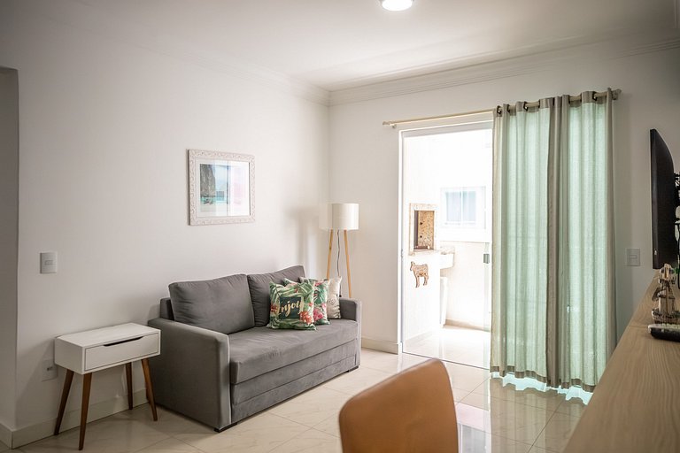 E103 - Apartment with Pool and Gym