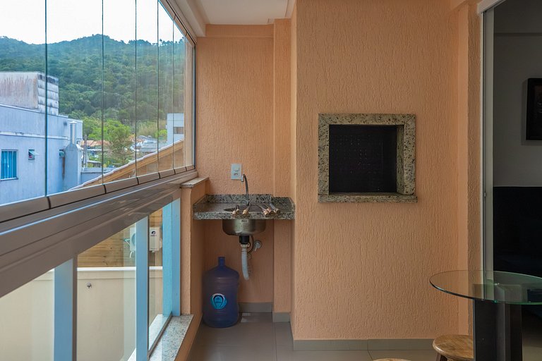 B106 - Barbecue and Family Comfort