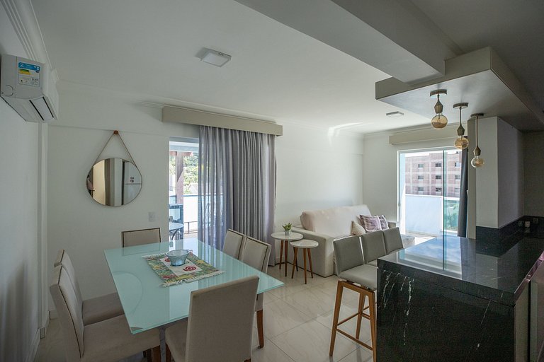 A402 - 3 Quartos + 2 Garagens + Piscina