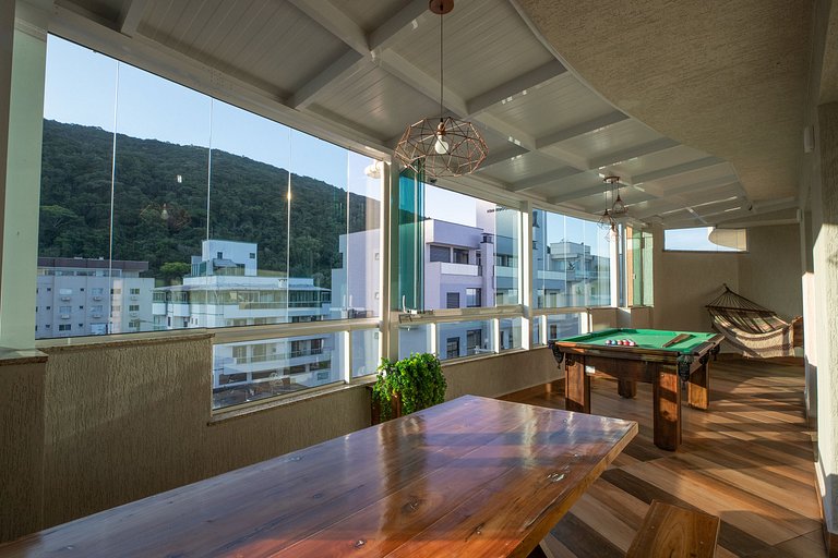 Sea view (Penthouse 404A)