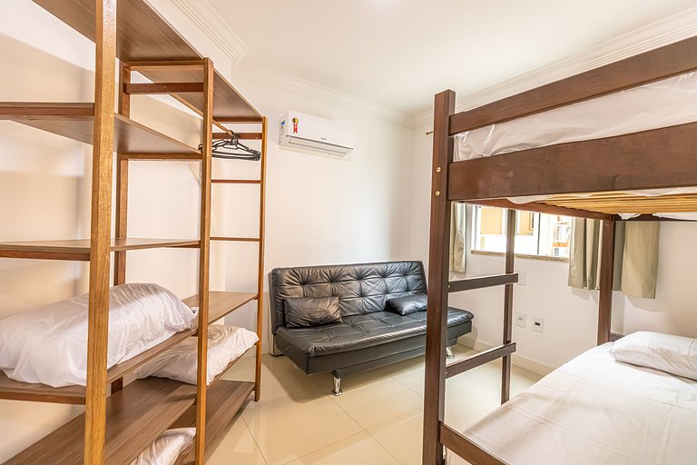 Piscina em Bombinhas - C101