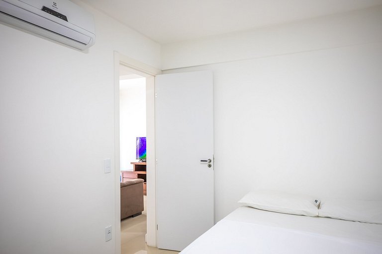 Lazer Completo: Piscina e Churrasqueira - D305