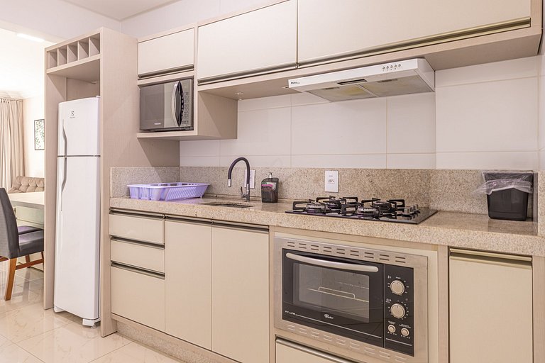 Complete Leisure: Pool and Barbecue - D305