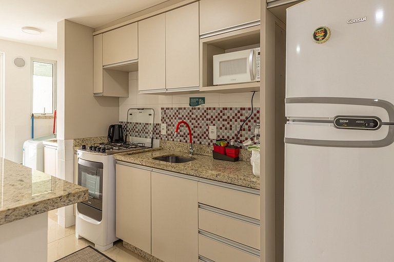 E205 - Piscina e Churrasqueira para Relaxar