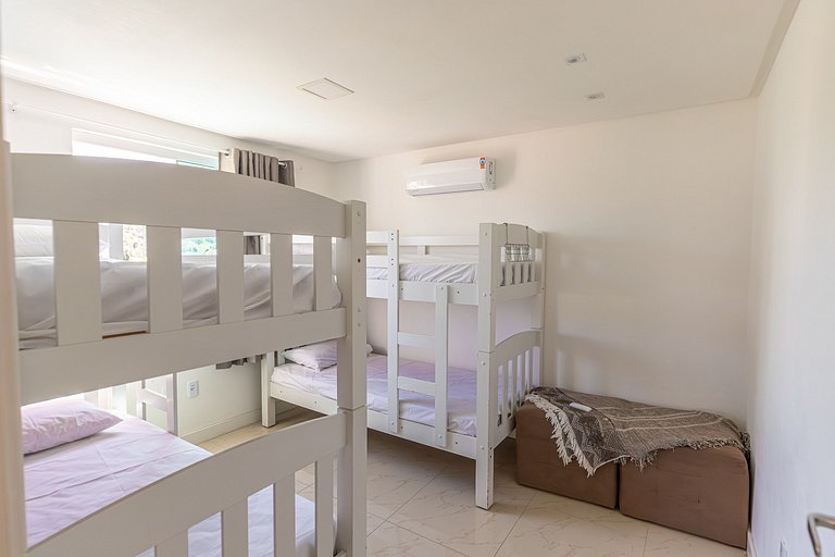 2 Quartos com Lazer: Piscina e Academia - E302