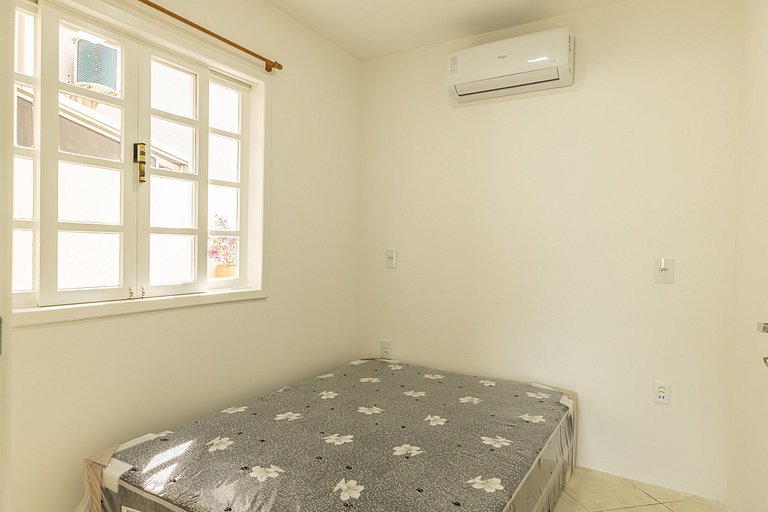 Apto novo! 2 quartos. Econômico e Organizado! G01