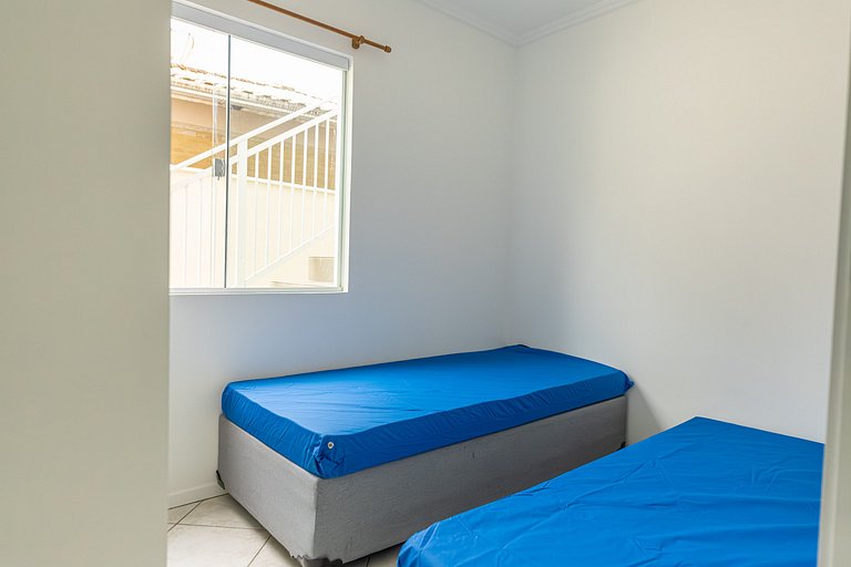 Apto novo! 2 quartos. Economico e organizado! B02