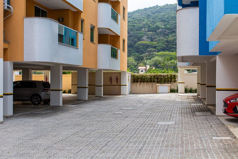 A102 - Apartamento Familiar con Parrilla en Bombas