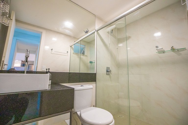 E204 - Churrasqueira, Academia e Sala de Jogos