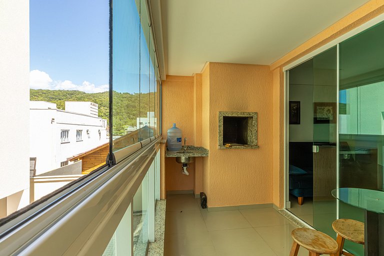 B106 - Barbecue and Family Comfort