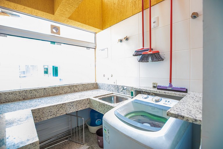 Complete Leisure: Pool and Barbecue - B302