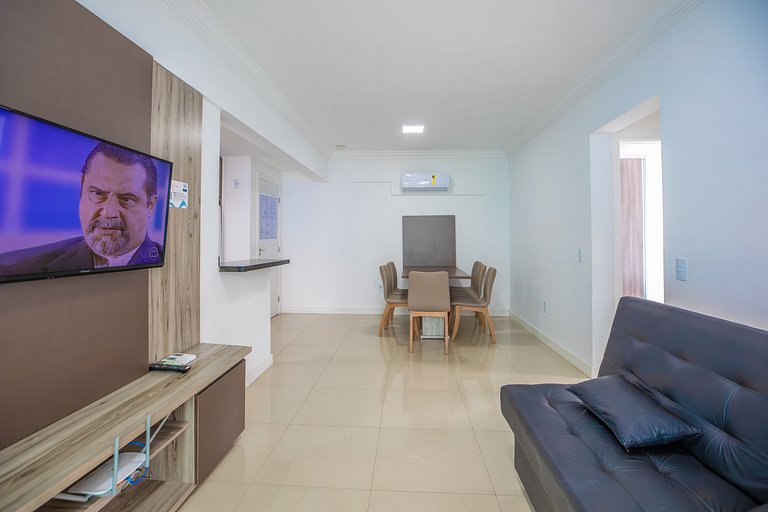 B305 - Apartment with Game Room and Pool