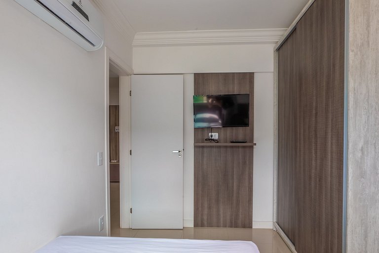 B305 - Apartamento com Sala de Jogos e Piscina