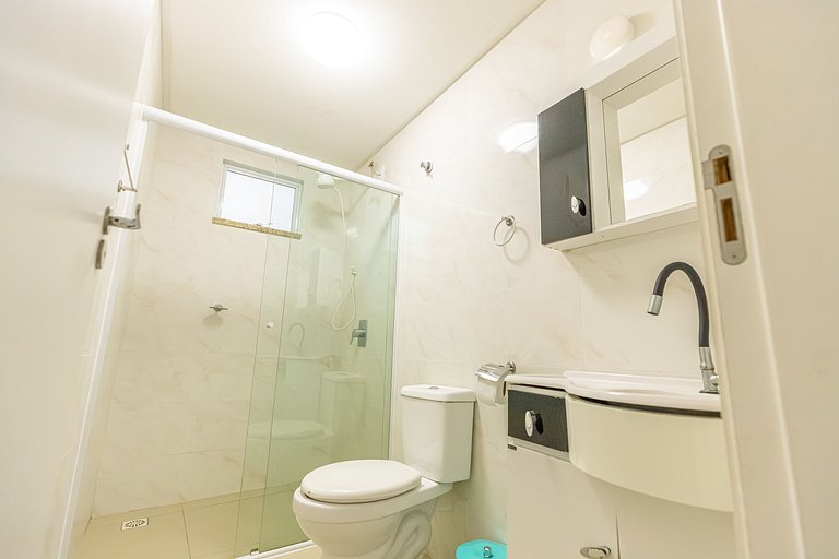 C102 - Complete Leisure: Pool and Barbecue