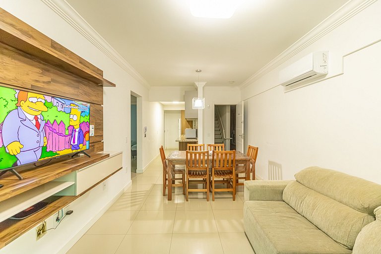 C102 - Lazer Completo: Piscina e Churrasqueira