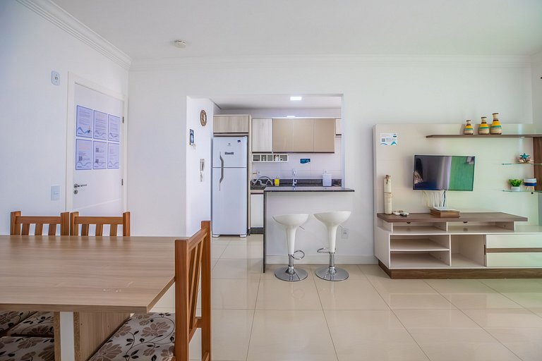 C104 - 2 Bedrooms, Game Room, and Pool